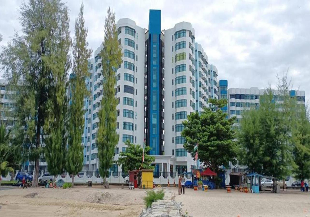 Mutiara Melaka Beach Resort - Islamic Compliance Only Tangga Batu エクステリア 写真
